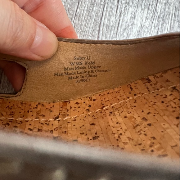 Kenneth Cole Reaction Soley Wedge Sandals Ankle Strap Size 8.5 - Picture 9 of 10